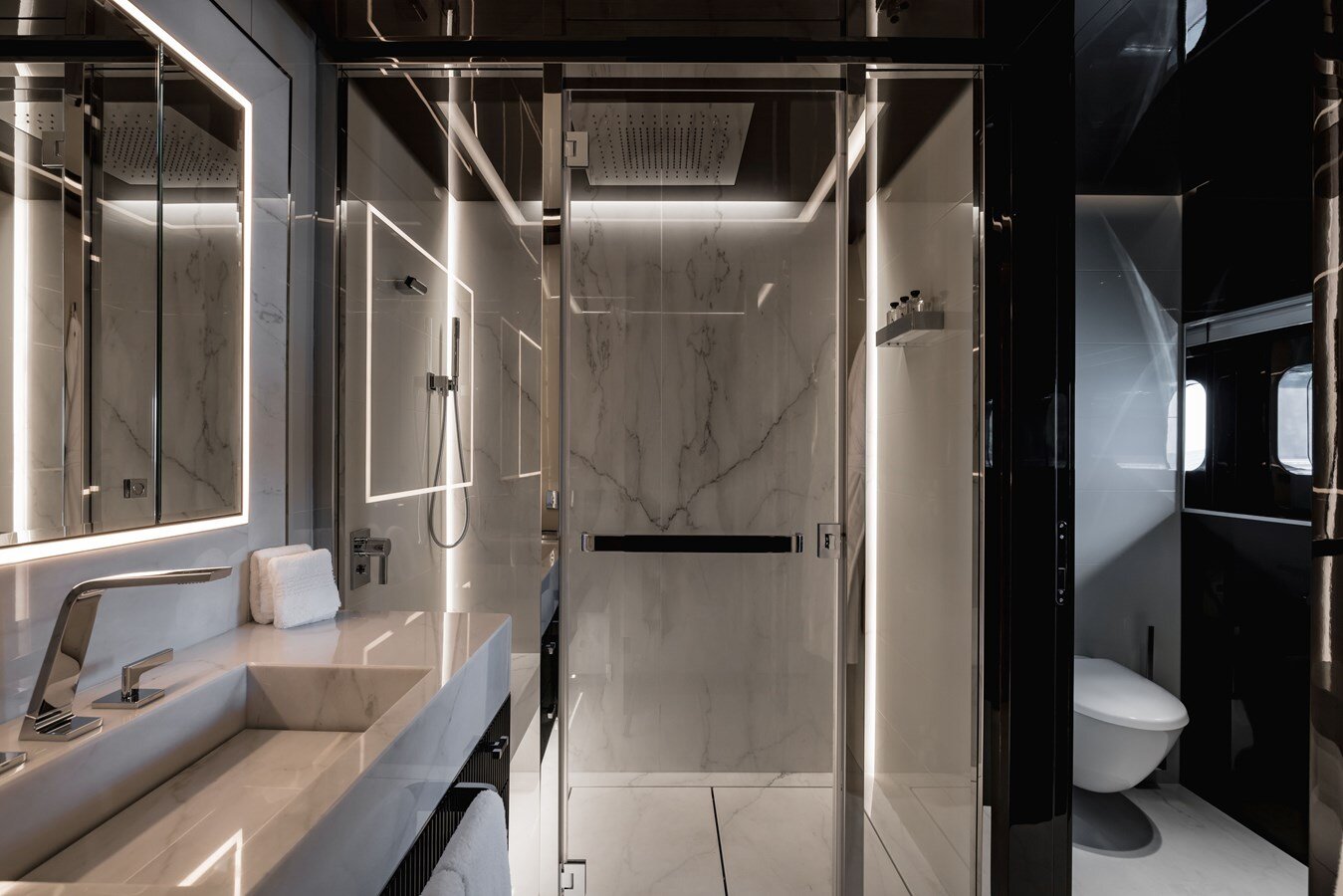 2021-isa-yachts-213-3-a5a497