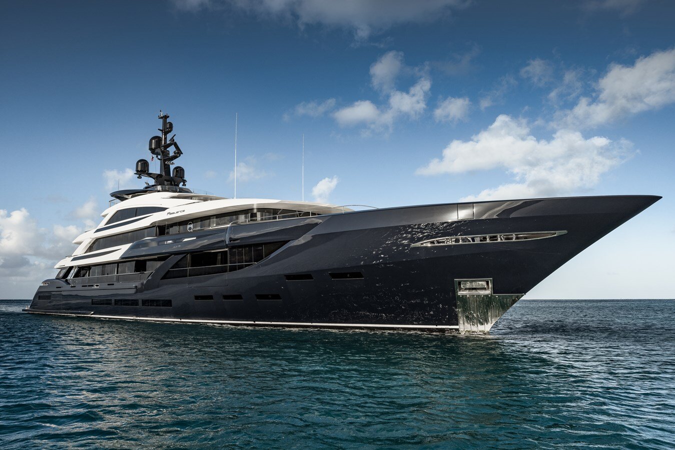 2021-isa-yachts-213-3-a5a497