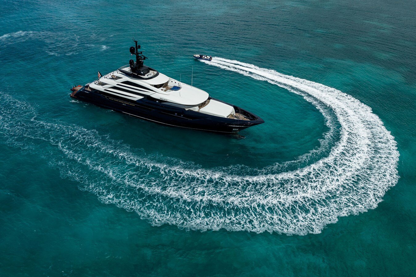 2021-isa-yachts-213-3-a5a497