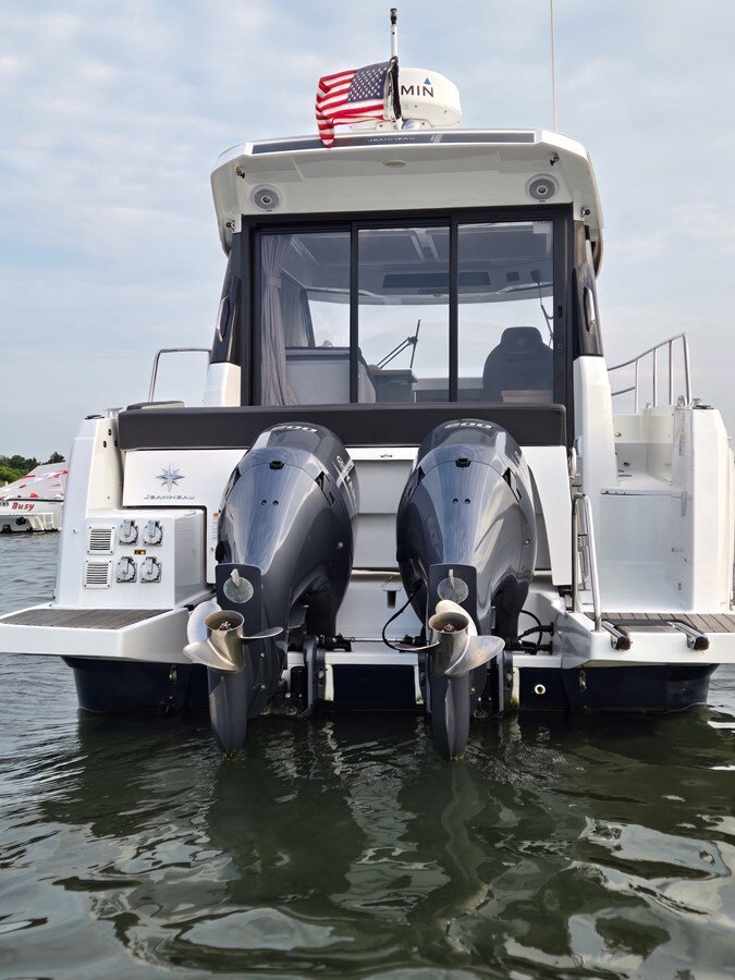 2021-jeanneau-30-db8273