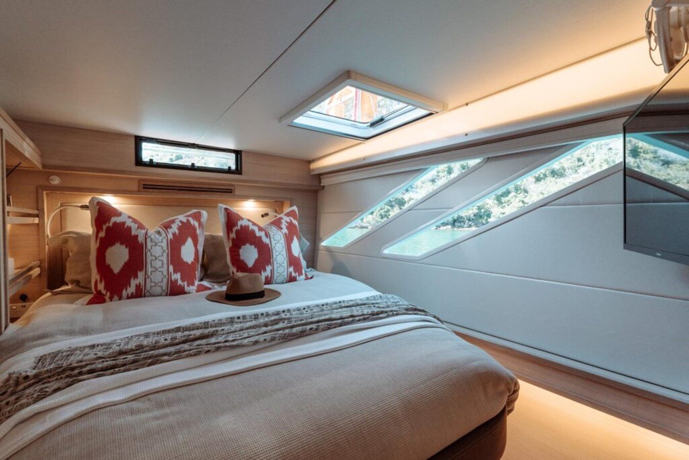 2021-knysna-yacht-company-55-bd554b