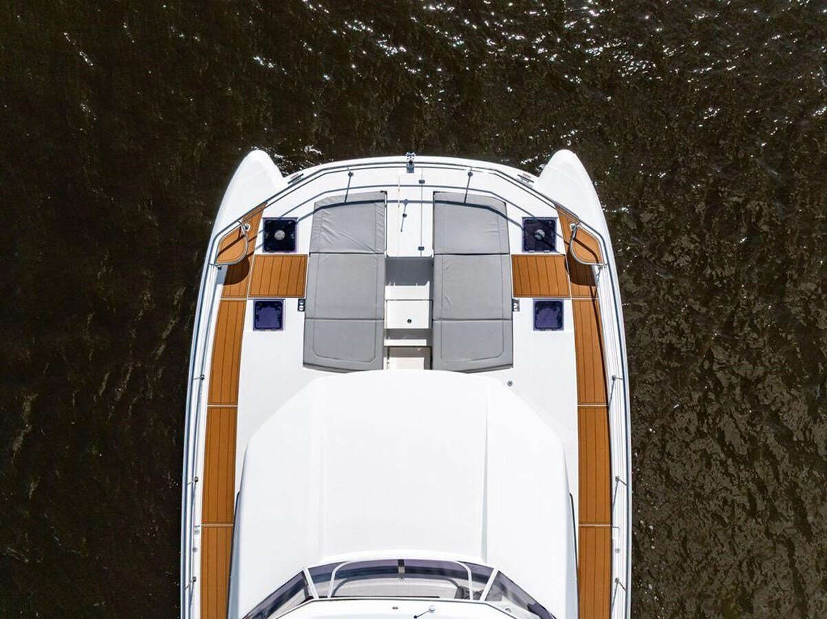 2021-leopard-catamarans-53-1-c915b7