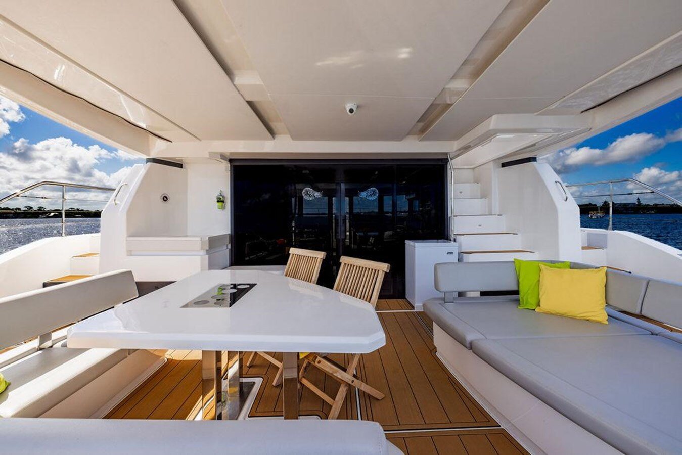 2021-leopard-catamarans-53-1-c915b7