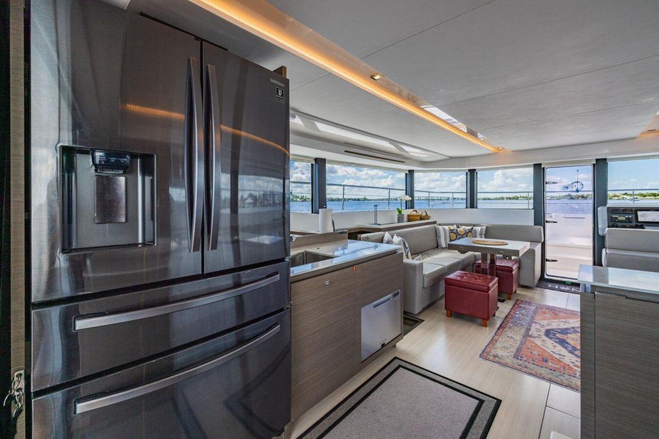 2021-leopard-catamarans-53-1-c915b7