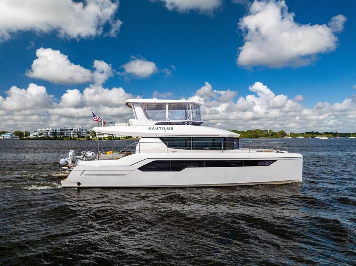 2021-leopard-catamarans-53-1-c915b7