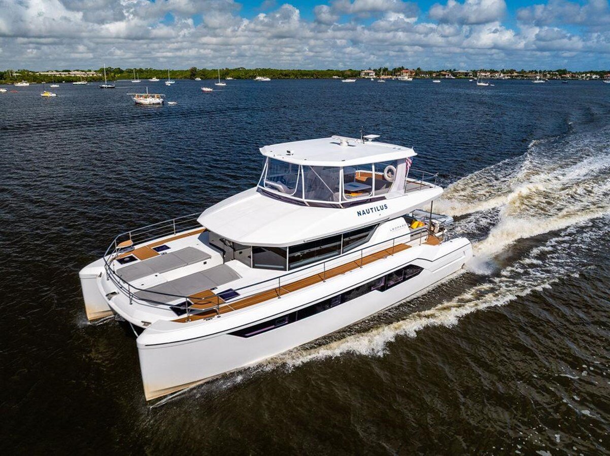 2021-leopard-catamarans-53-1-c915b7