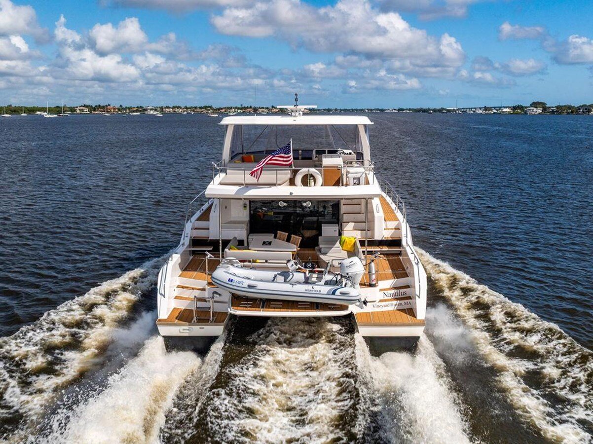 2021-leopard-catamarans-53-1-c915b7