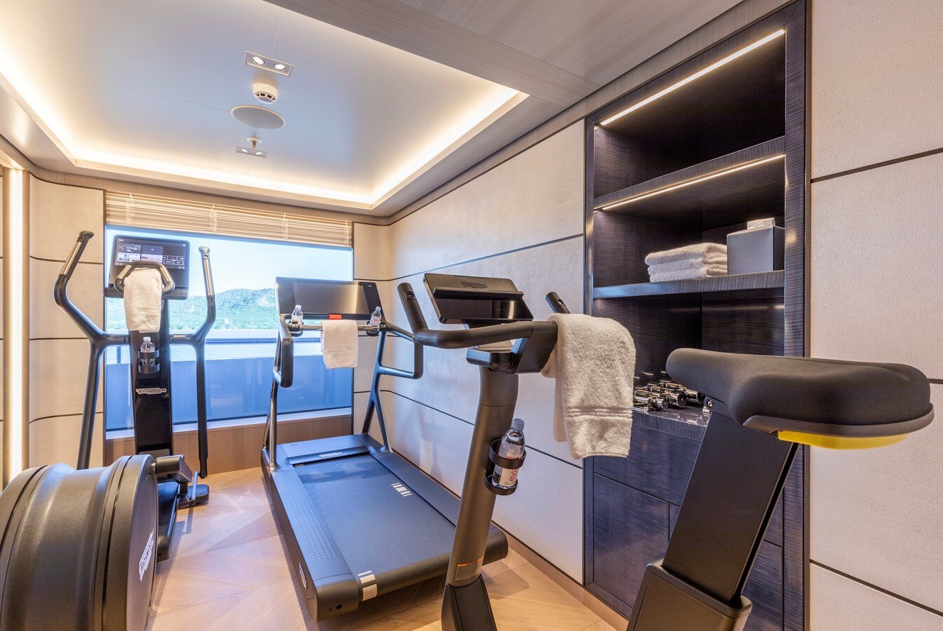 2021-lurssen-182-1-b60d22