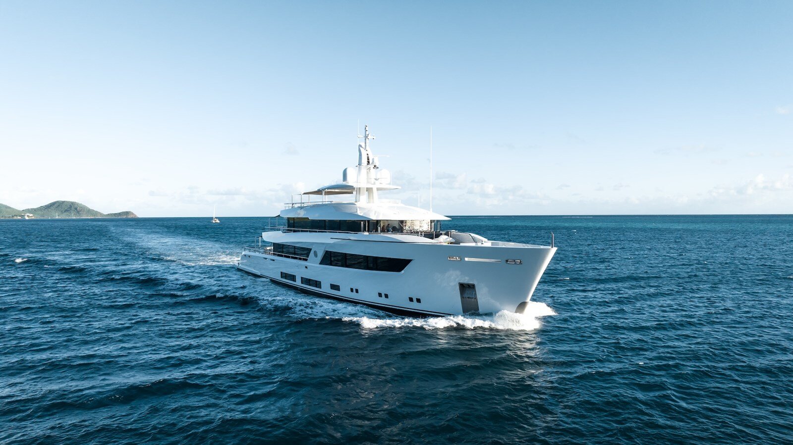 2021-lurssen-182-1-b60d22