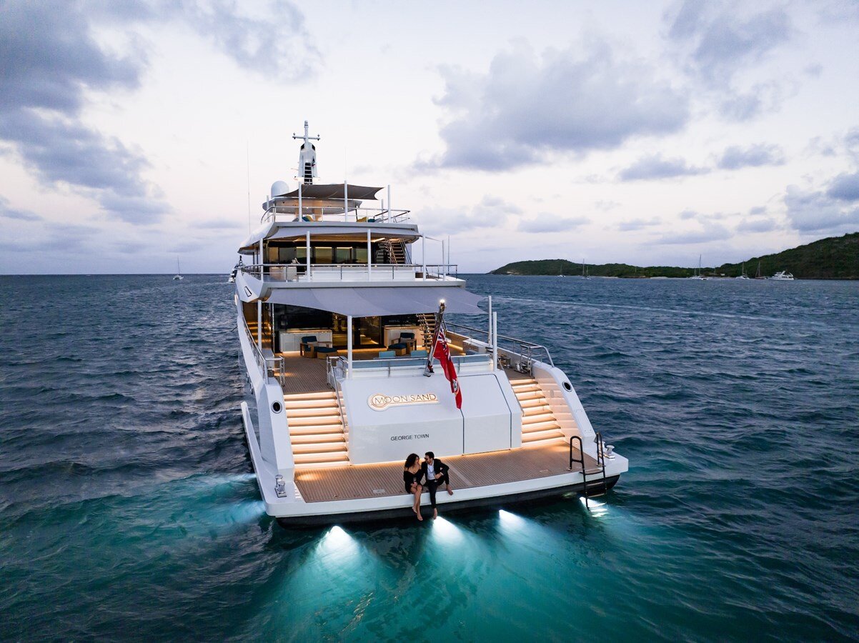 2021-lurssen-182-1-b60d22