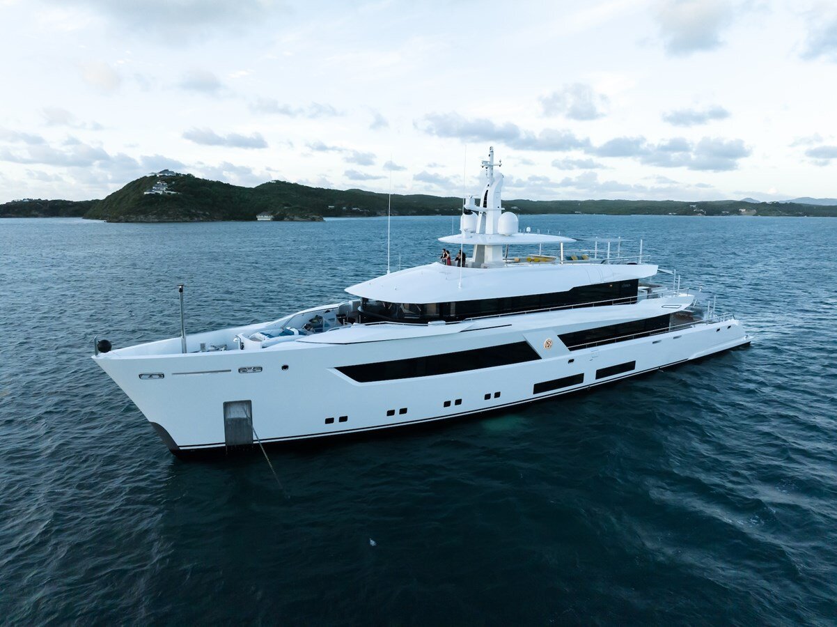 2021-lurssen-182-1-b60d22