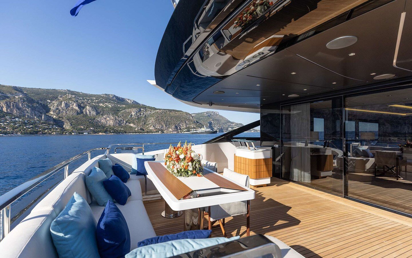 2021-mangusta-108-4-c8359c