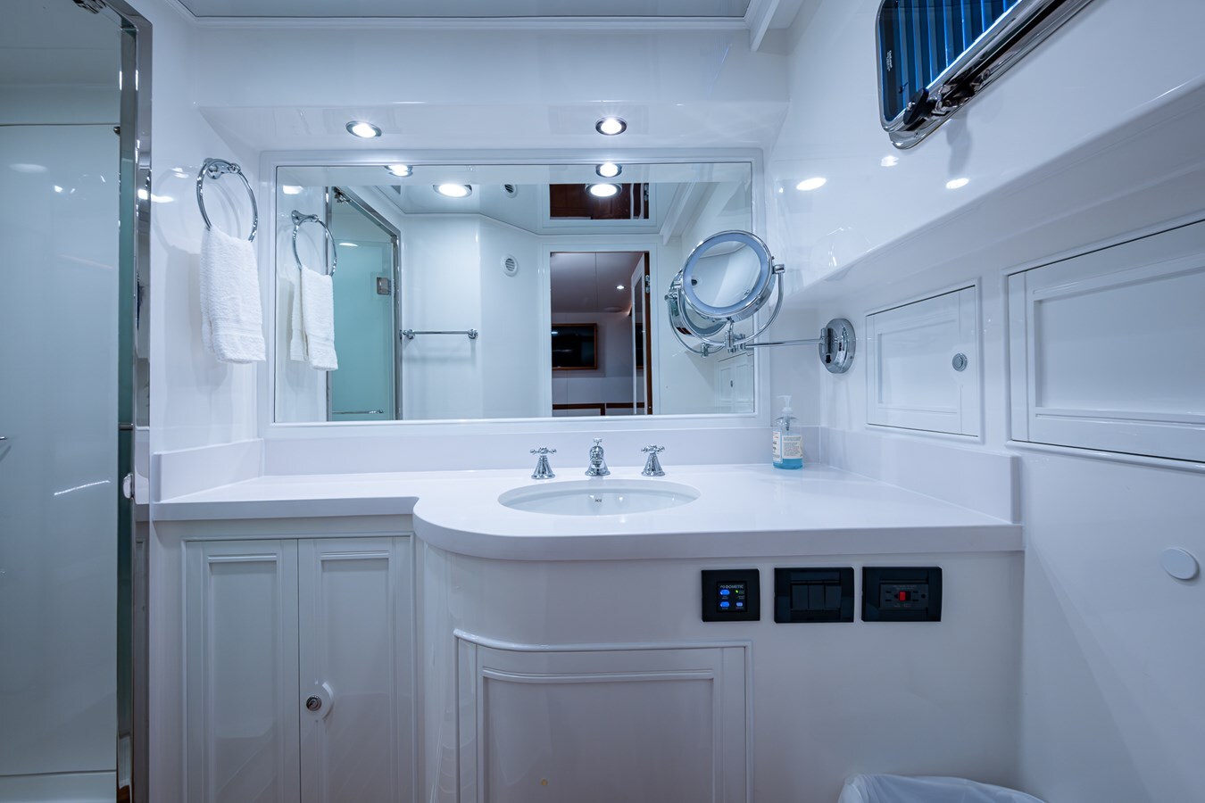 2021-marlow-53-8ddc45