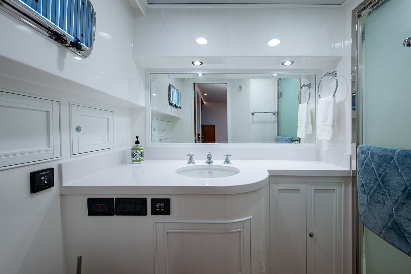 2021-marlow-53-8ddc45