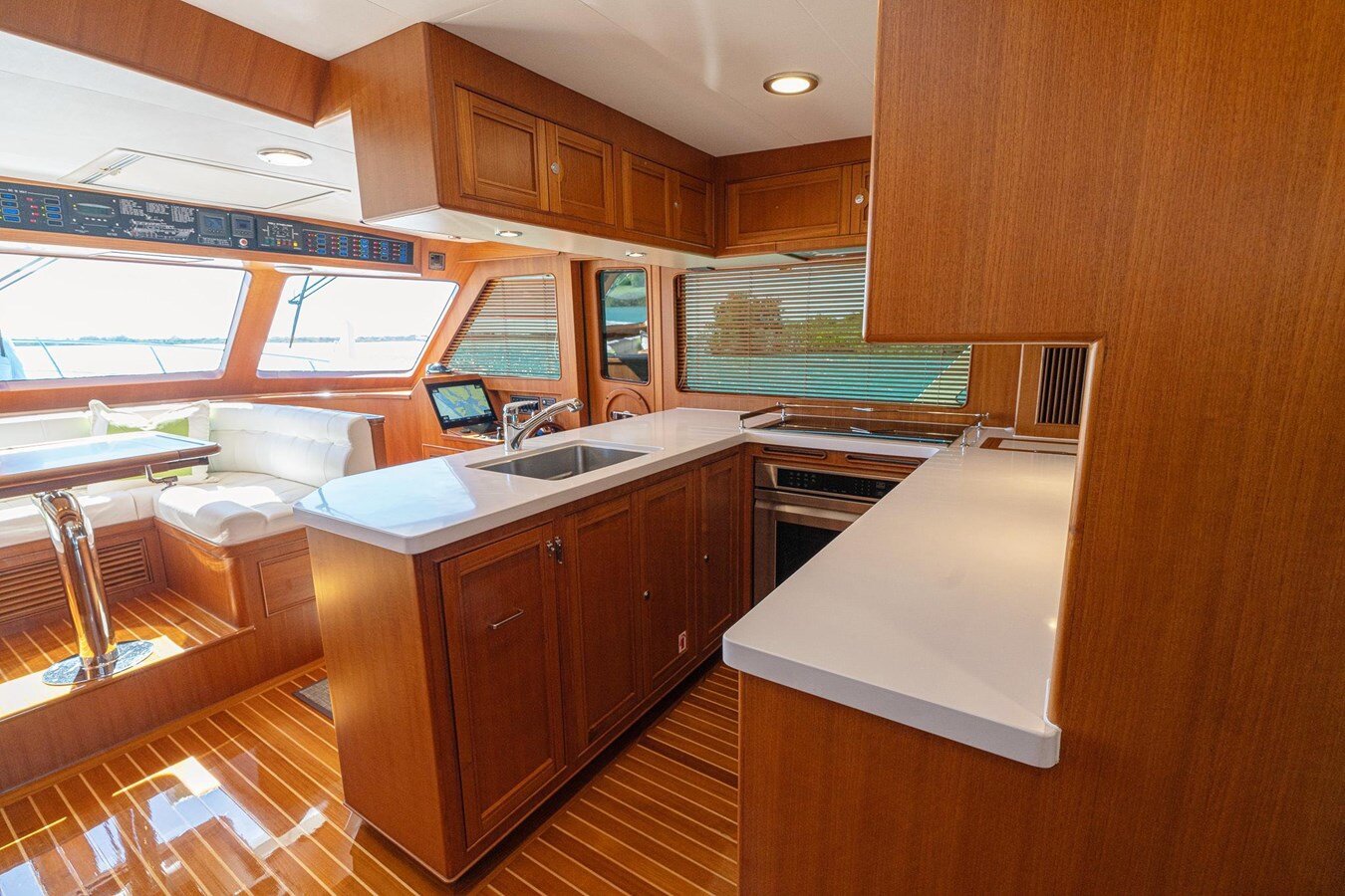 2021-marlow-61-1-a500ac