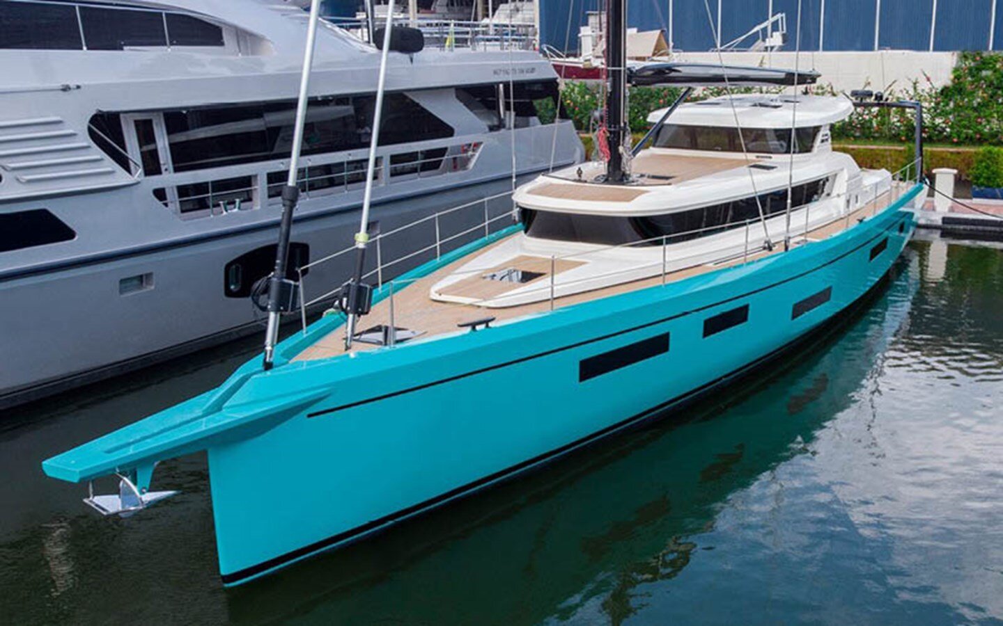 2021-mcp-yachts-68-2-6c23ed