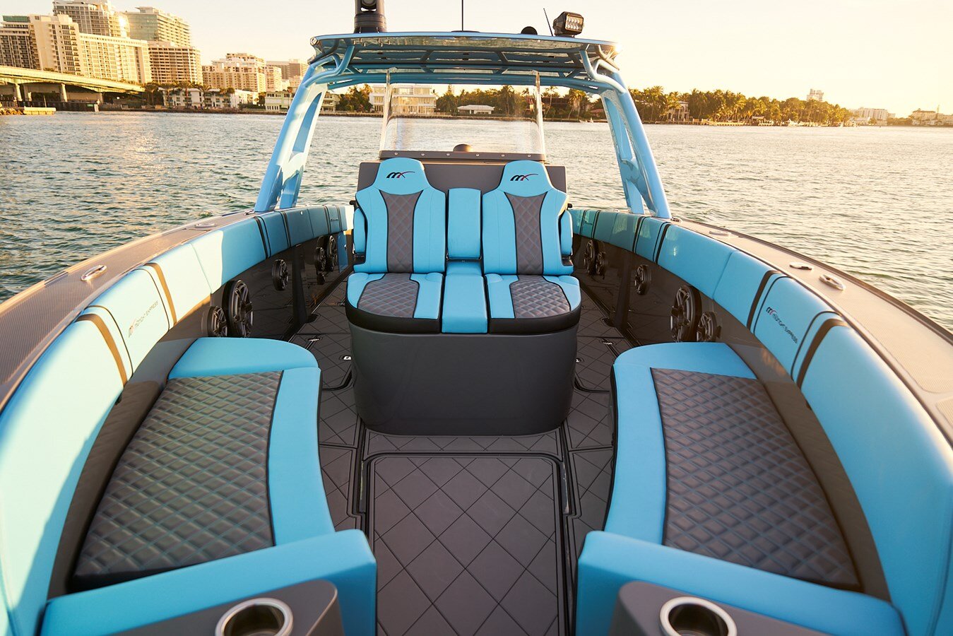 2021-midnight-express-powerboats-37-2-61b30b