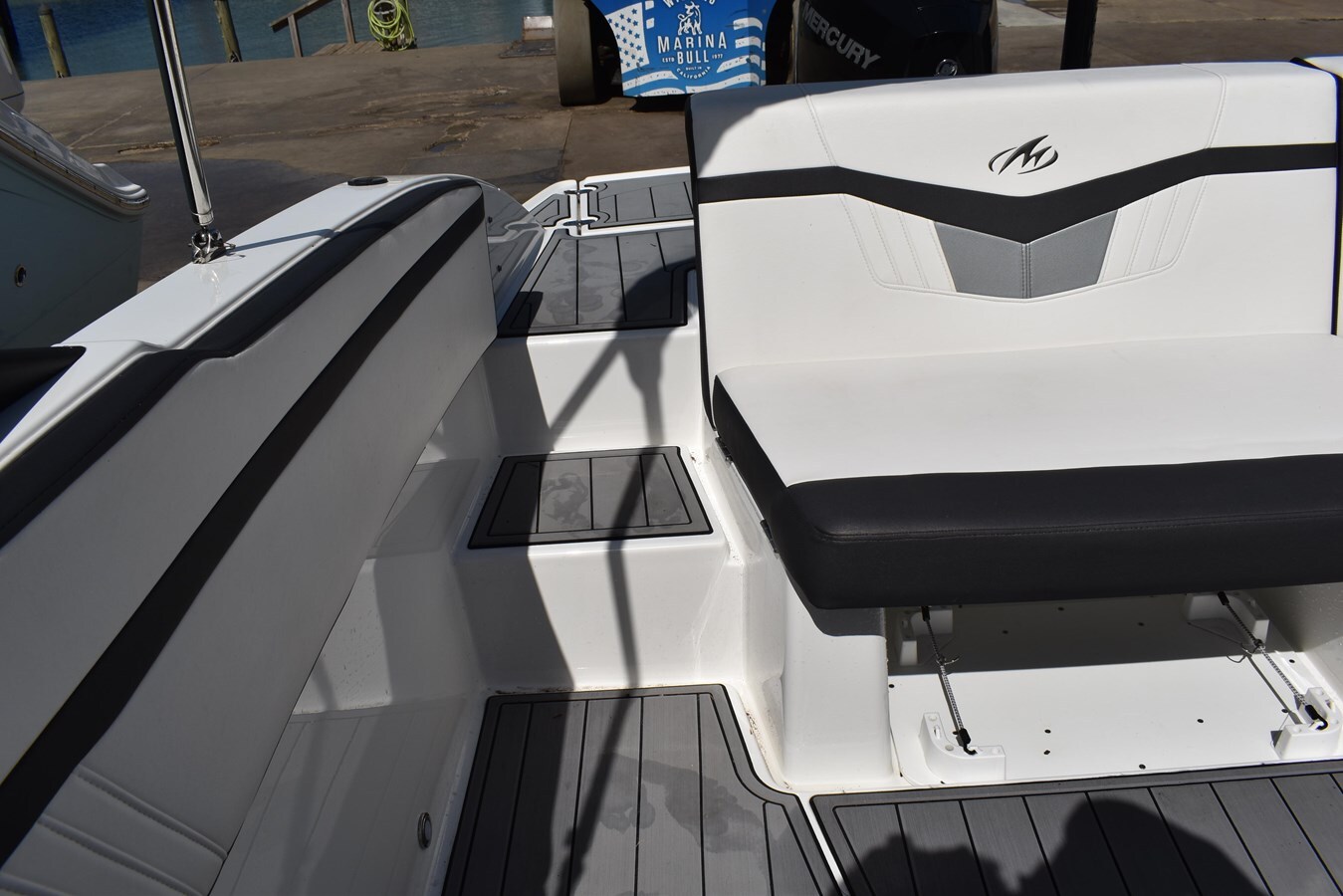 2021-monterey-22-5f858e