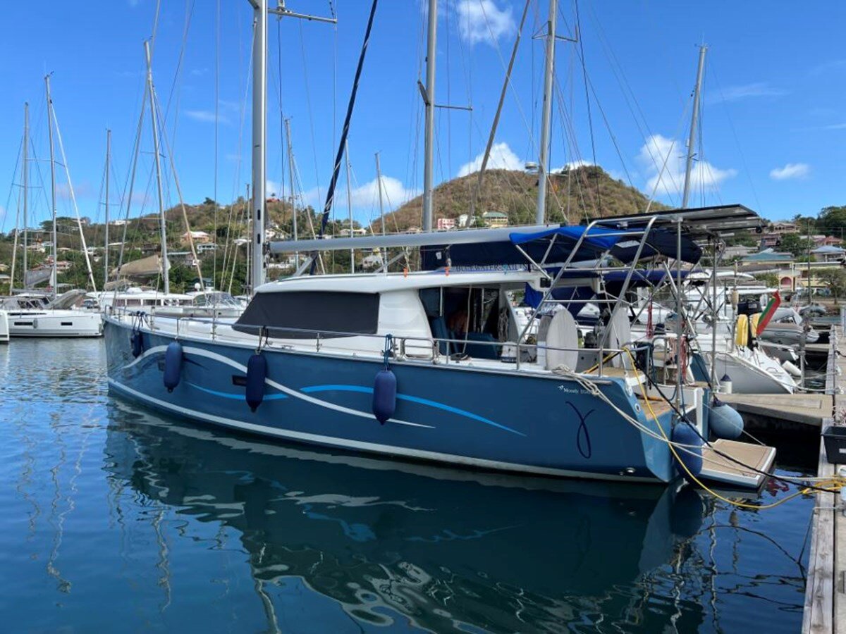 2021-moody-45-ce33cd