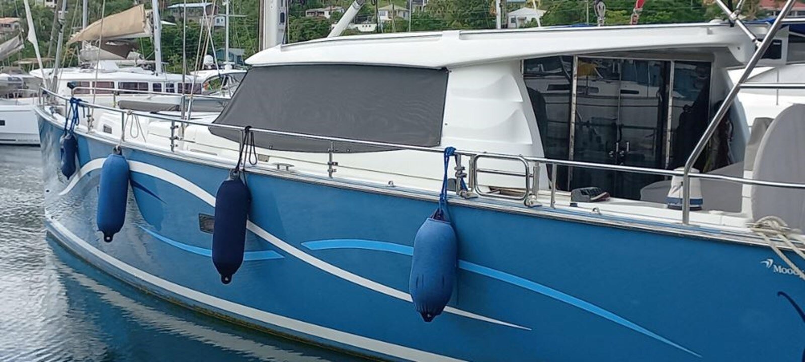 2021-moody-45-ce33cd