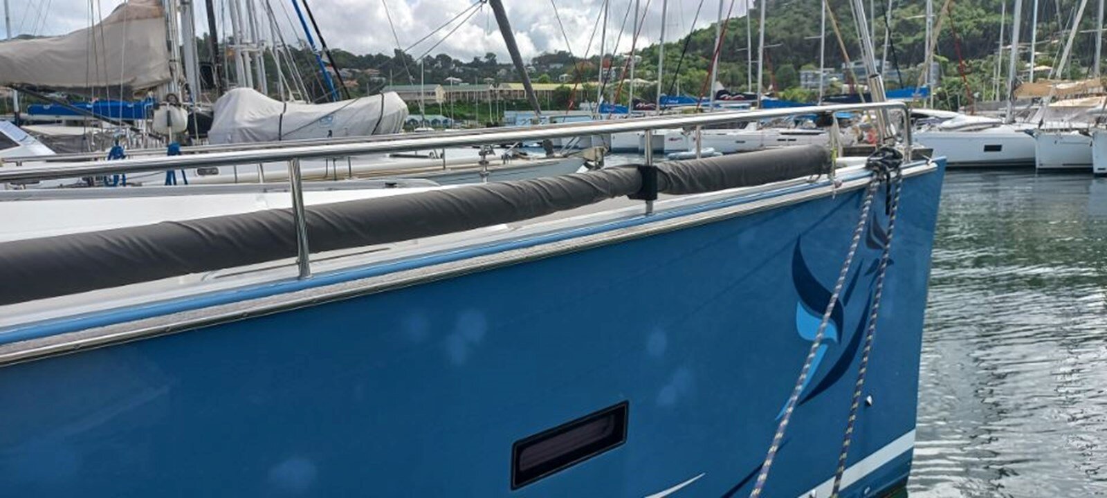 2021-moody-45-ce33cd