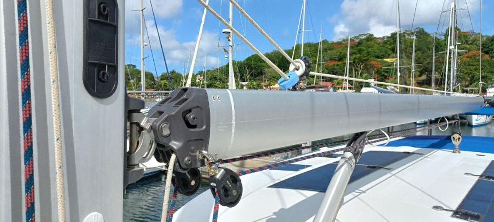 2021-moody-45-ce33cd