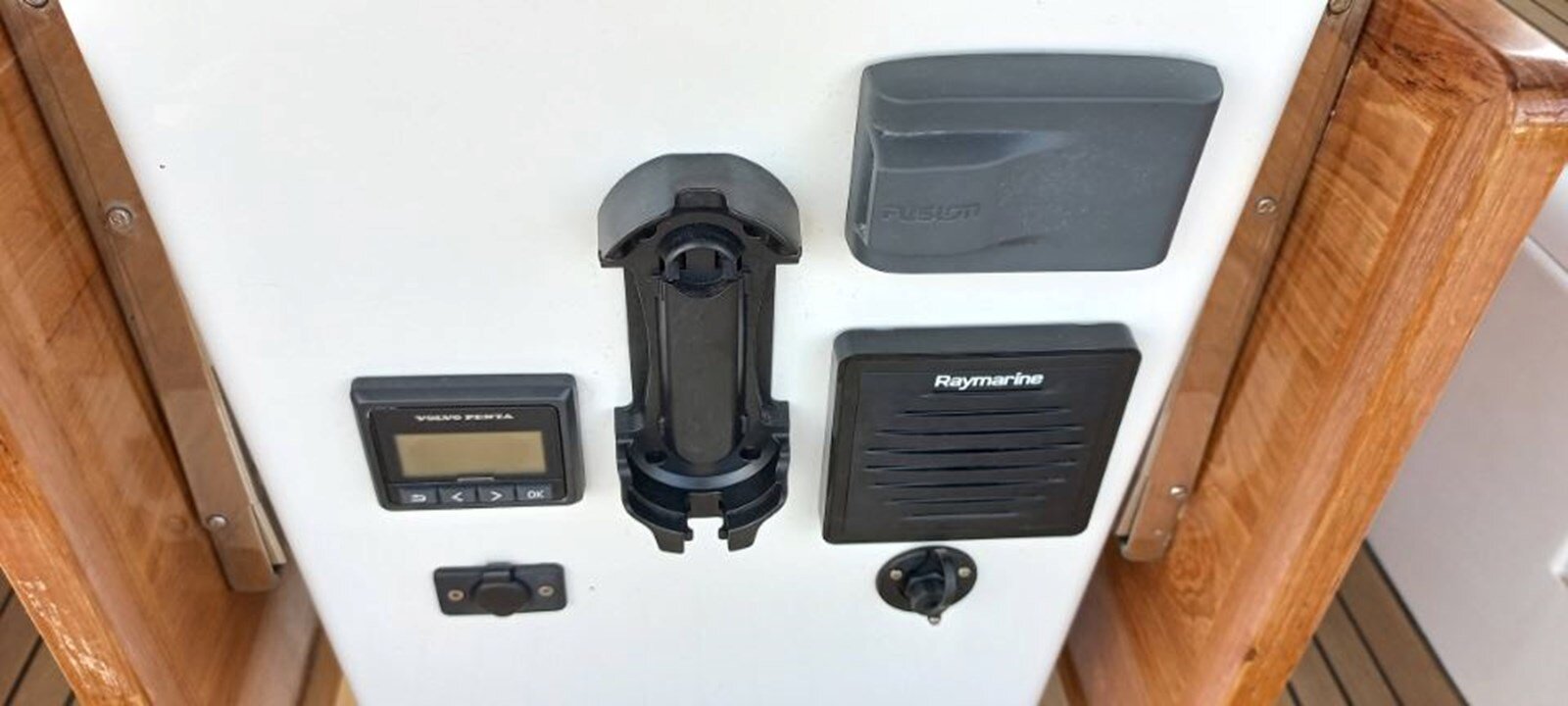 2021-moody-45-ce33cd