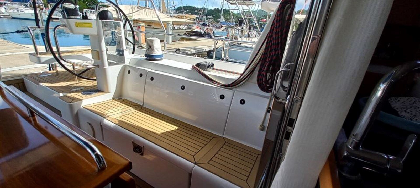 2021-moody-45-ce33cd