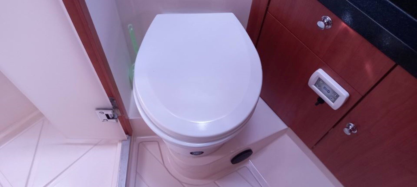 2021-moody-45-ce33cd