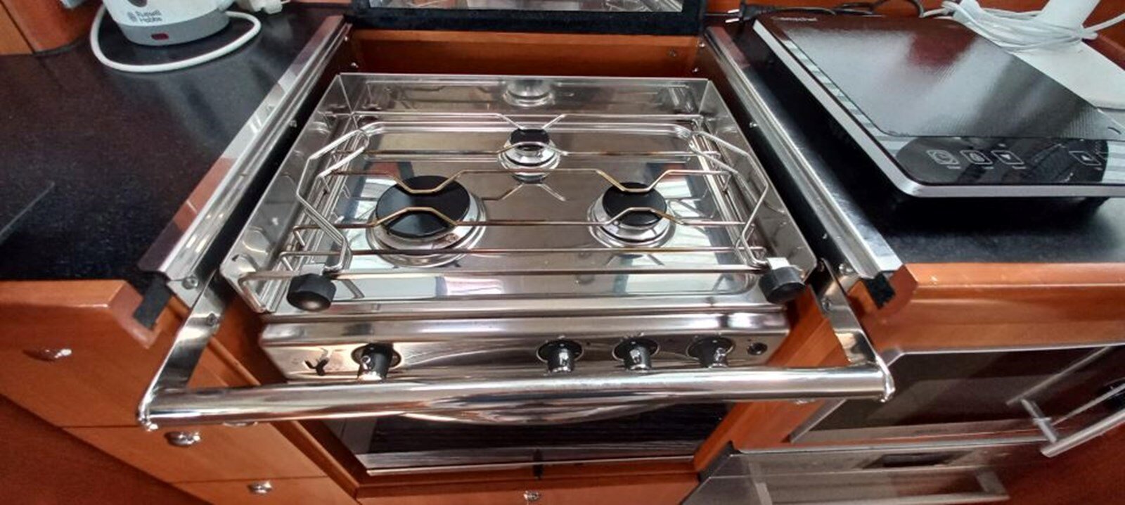 2021-moody-45-ce33cd