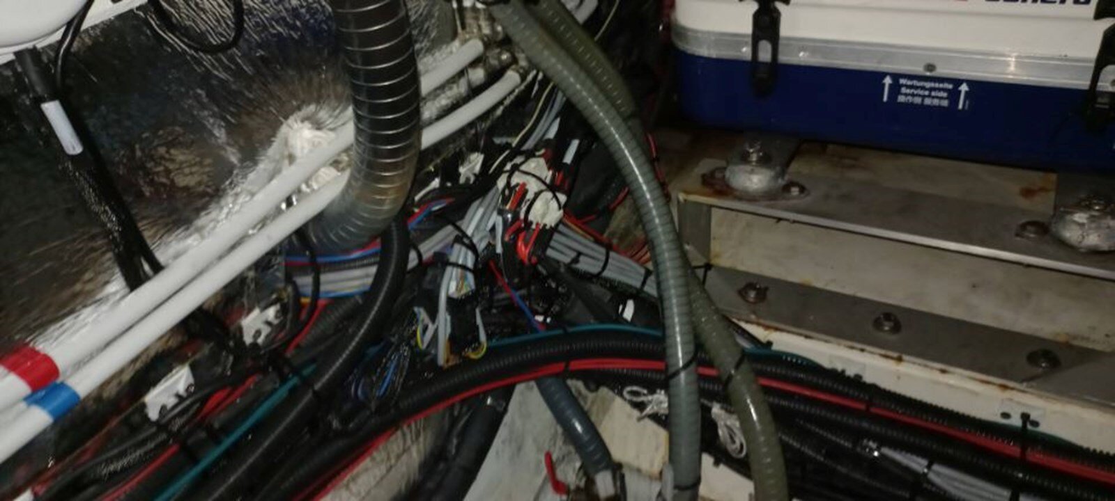 2021-moody-45-ce33cd