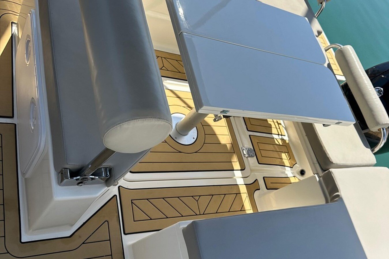 2021-nuva-yachts-19-8-d338f2