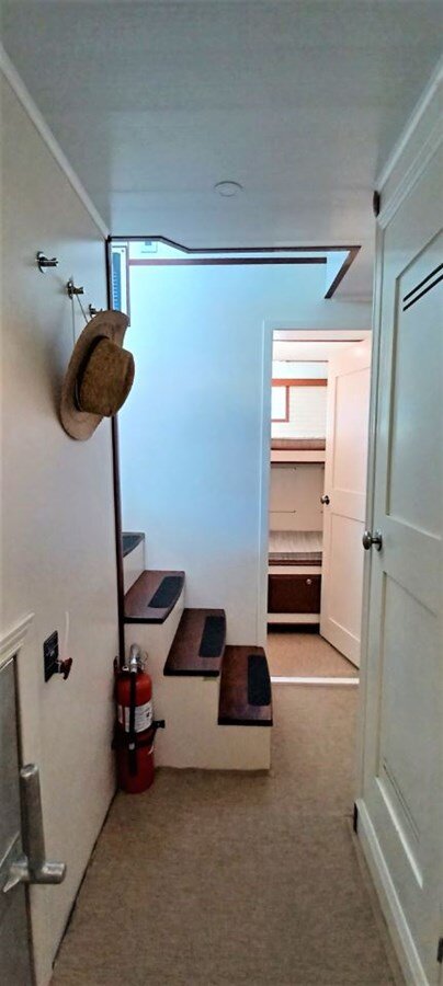 2021-ocean-voyager-70-395ad5