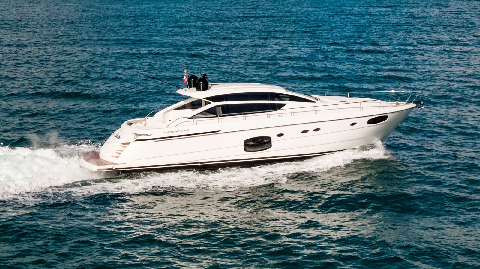 2021-pershing-62-2-de4558