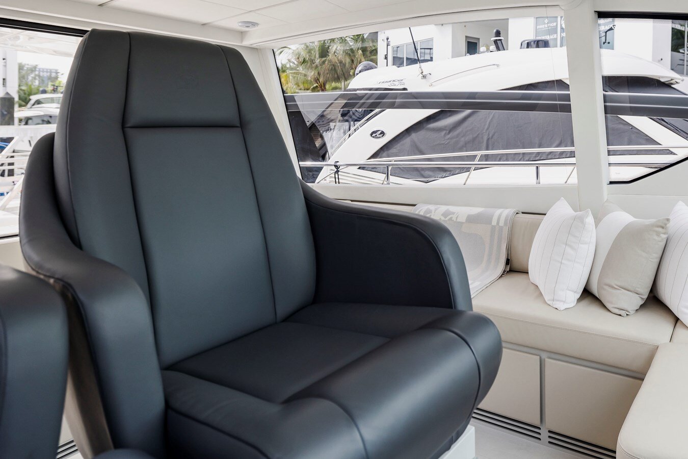 2021-pershing-62-2-de4558