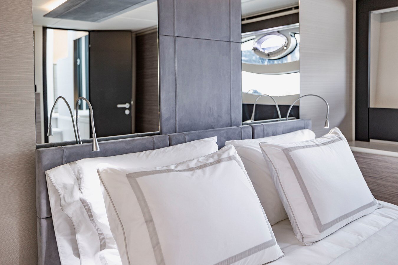 2021-pershing-62-2-de4558