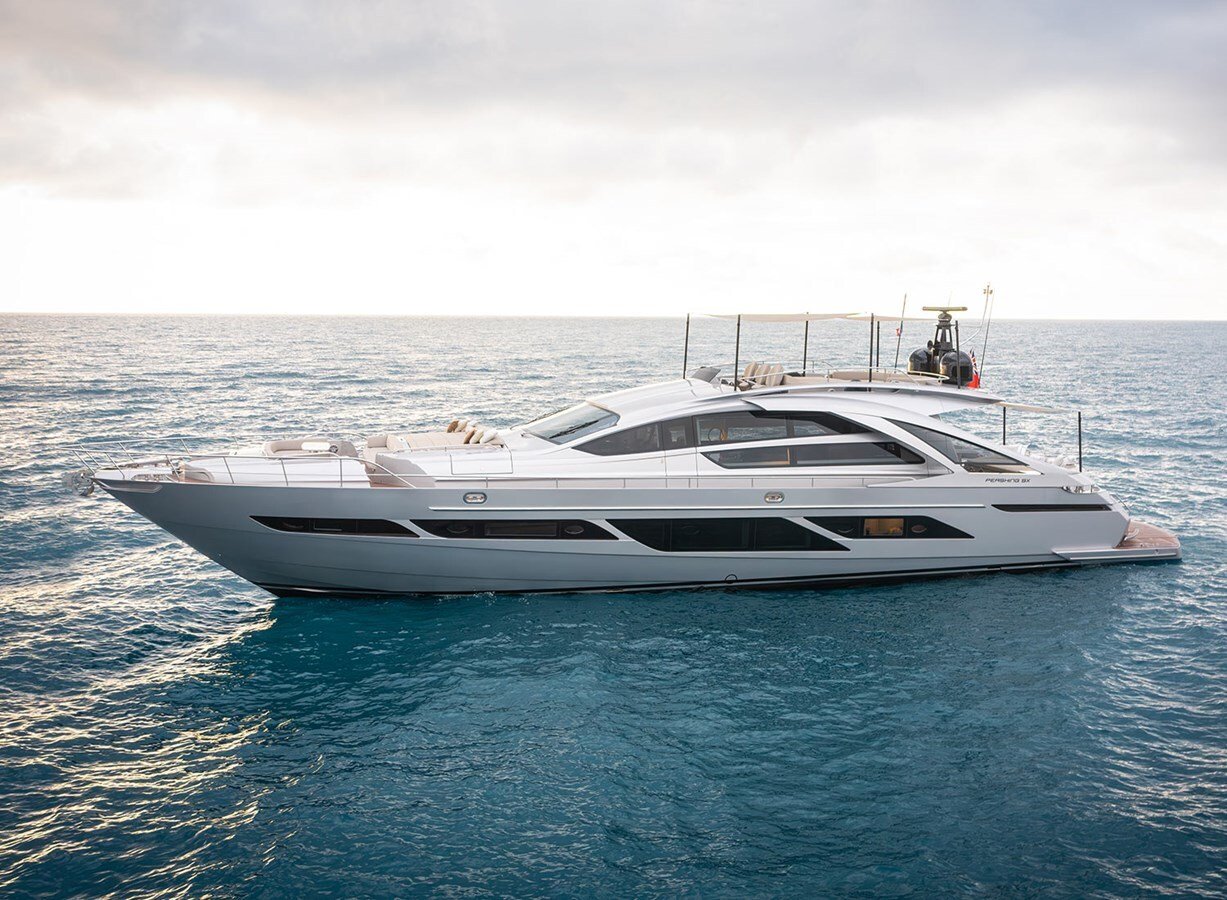 2021-pershing-92-2-d5ad48