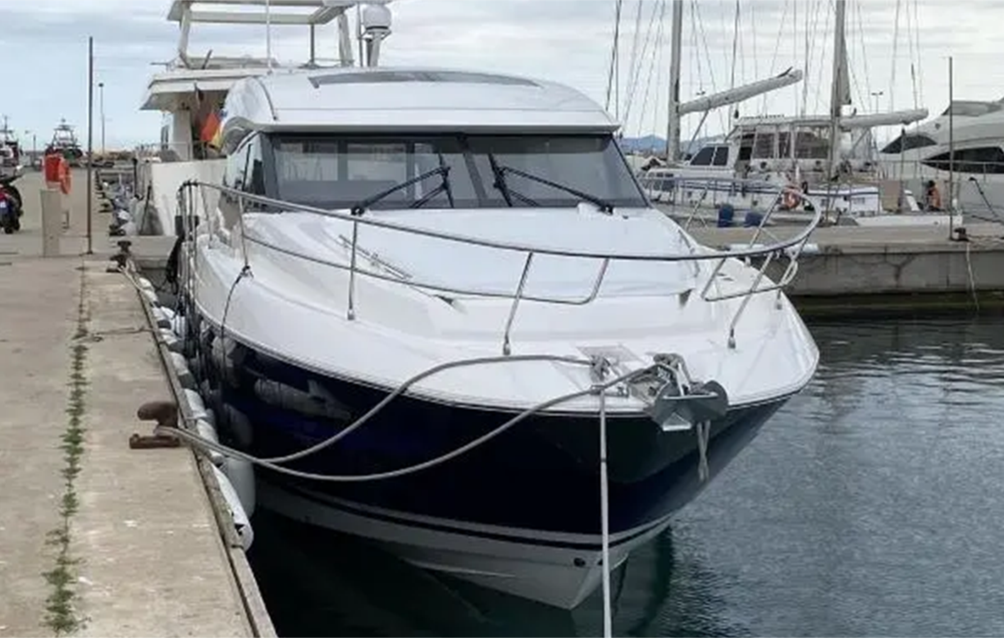 2021-prestige-41-2-e4a6a0