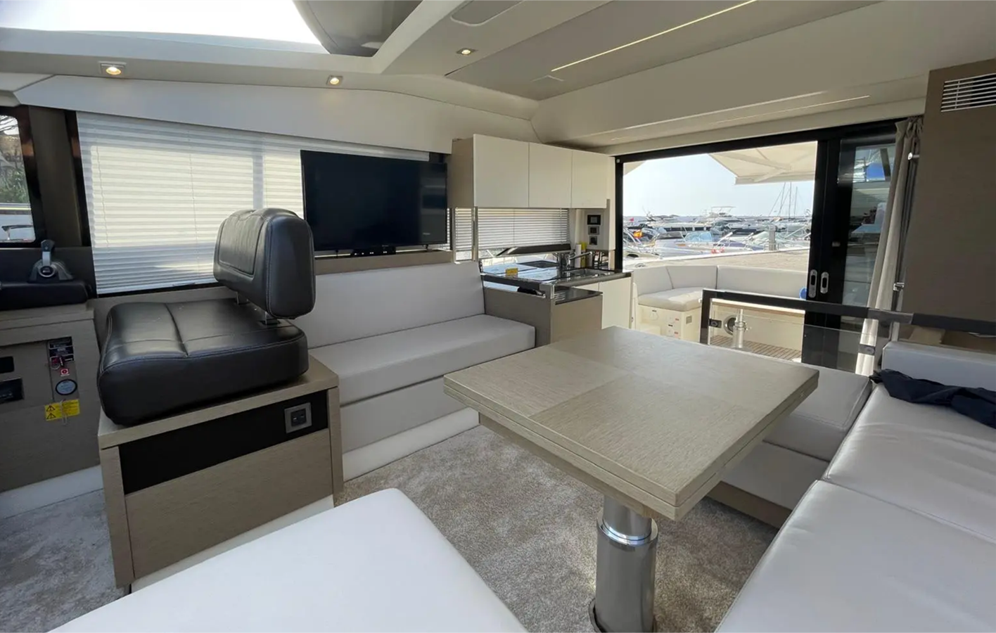 2021-prestige-41-2-e4a6a0