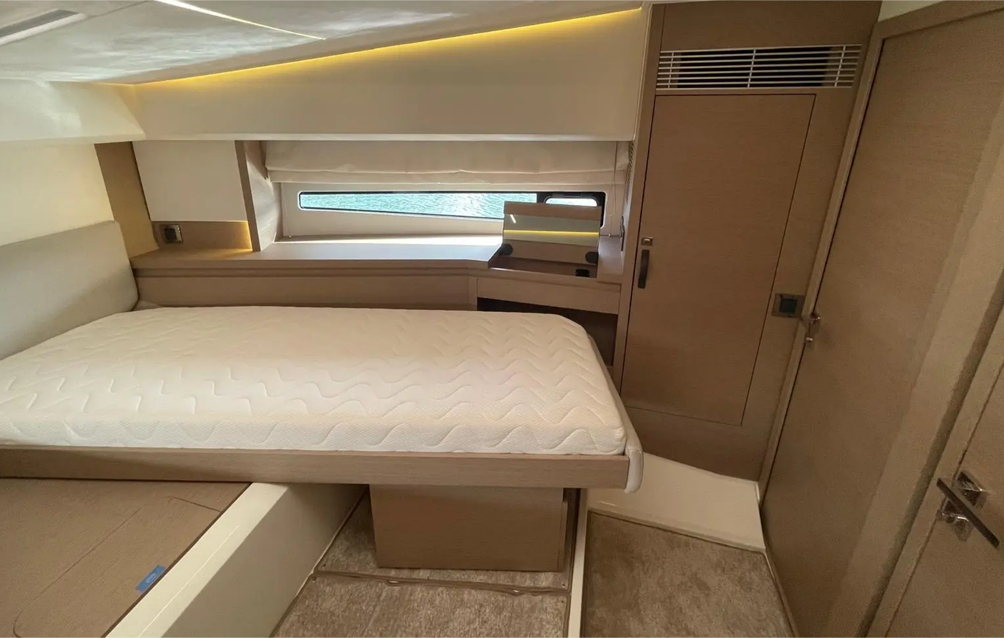 2021-prestige-41-2-e4a6a0