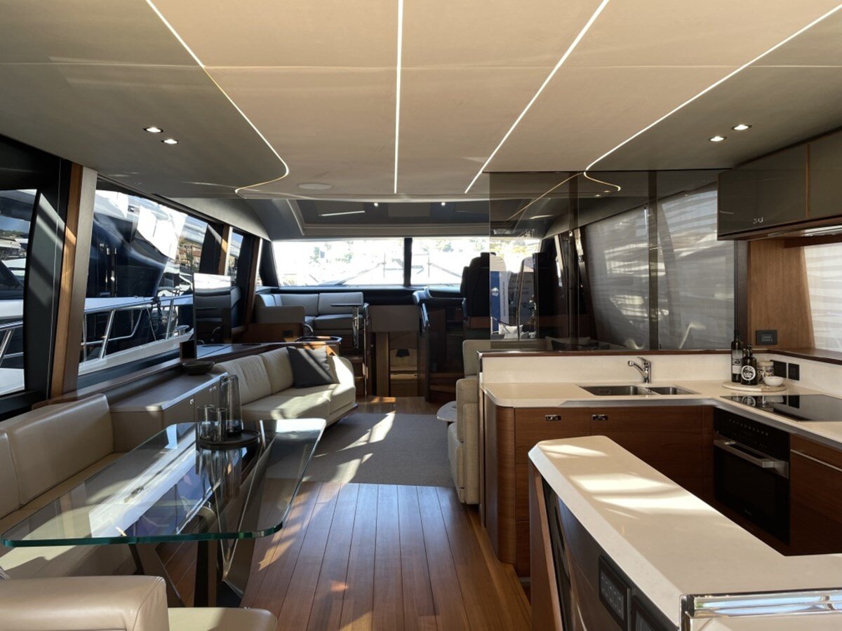 2021-princess-yachts-80-11-b0dd8e