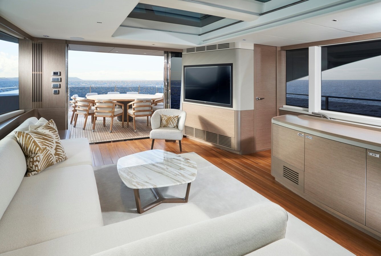 2021-princess-yachts-95-6-6c360b