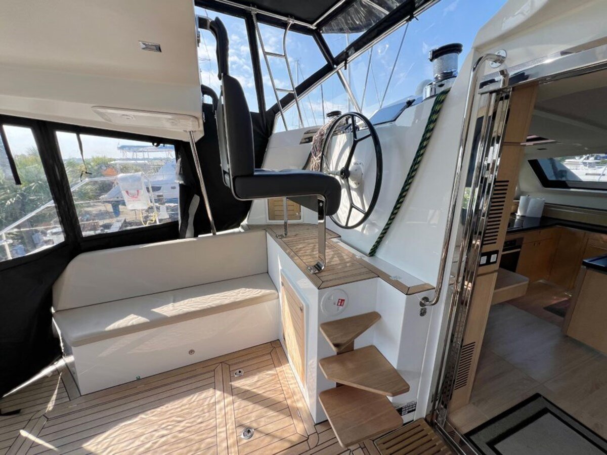 2021-privilege-56-b9ee72