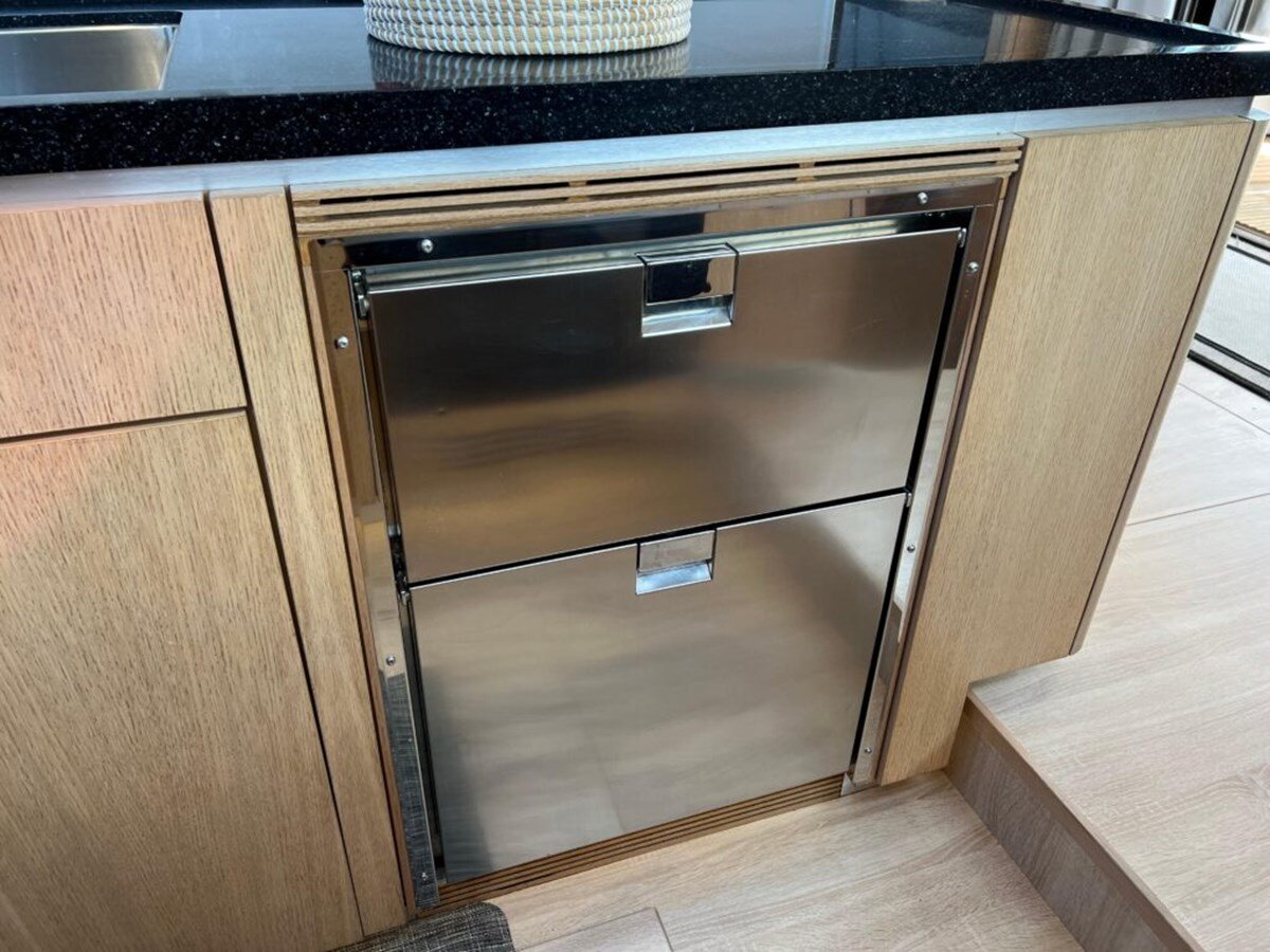 2021-privilege-56-b9ee72