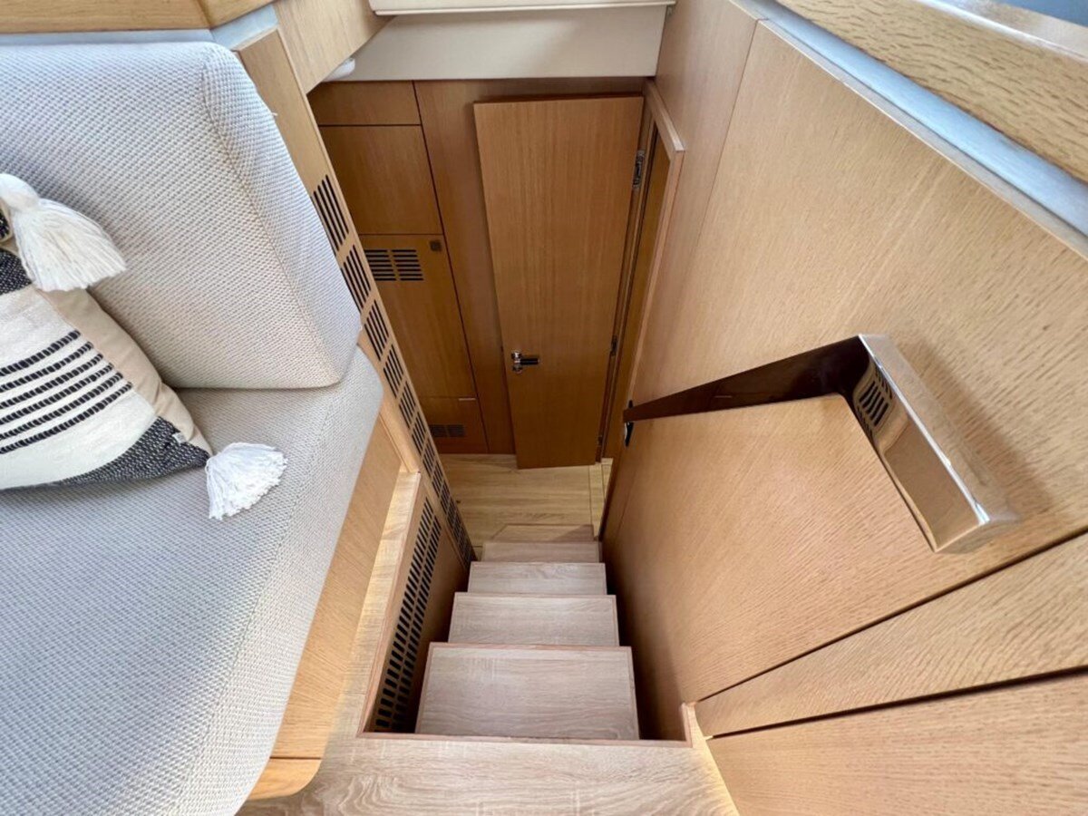 2021-privilege-56-b9ee72