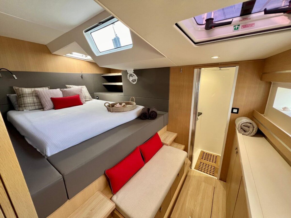 2021-privilege-56-b9ee72