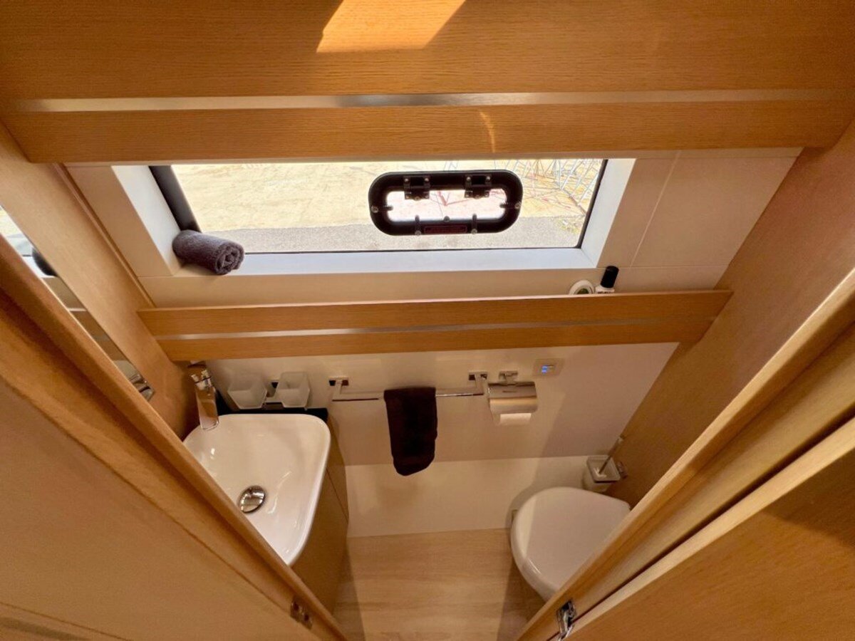 2021-privilege-56-b9ee72