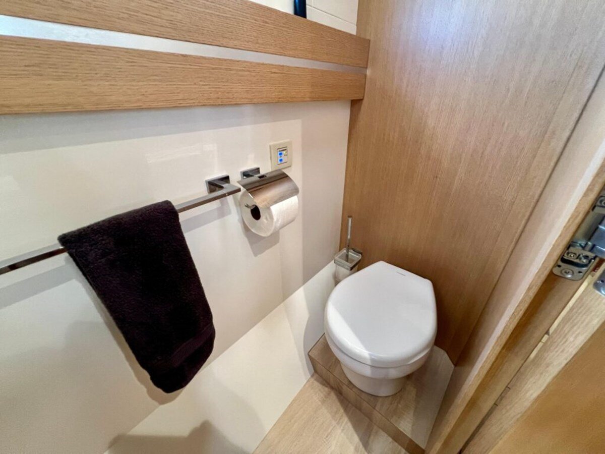 2021-privilege-56-b9ee72