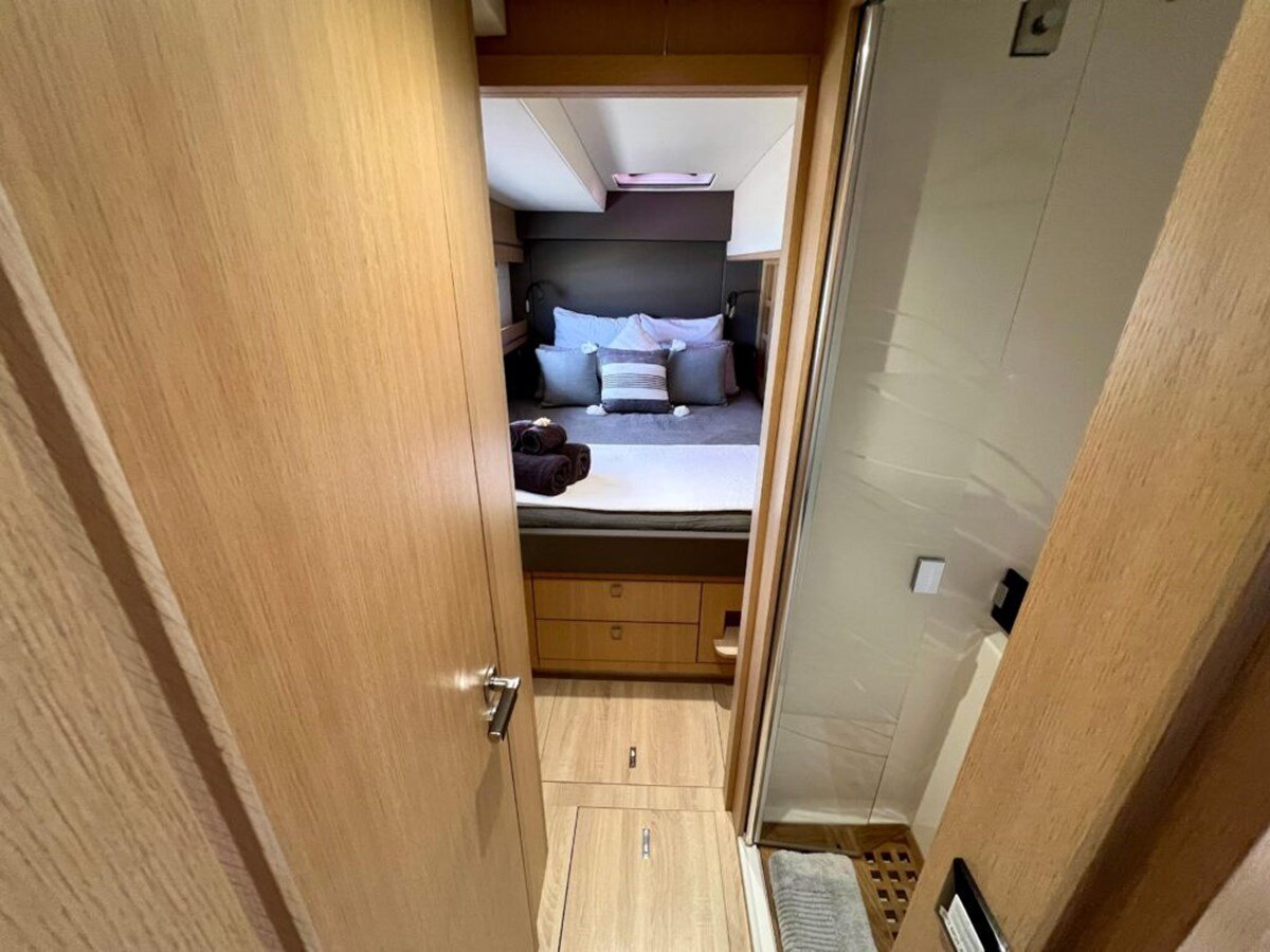 2021-privilege-56-b9ee72