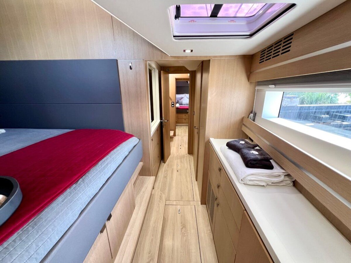 2021-privilege-56-b9ee72